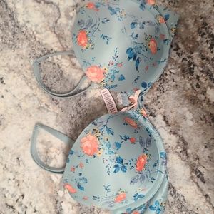 Victoria secret push up 34B bra